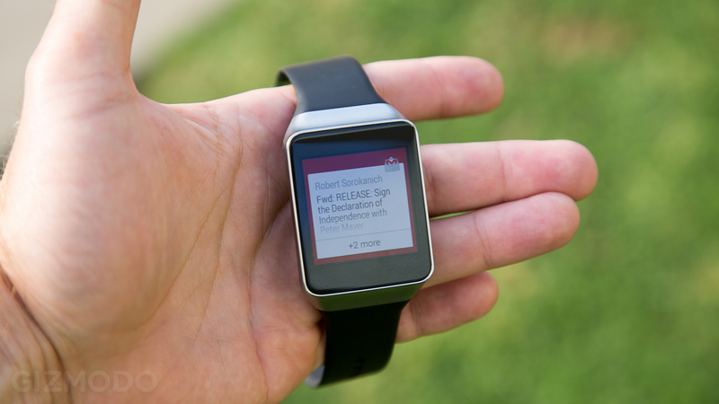 Illustration for article titled Samsung Gear Live Review: That's a Pretty Big Baby Step